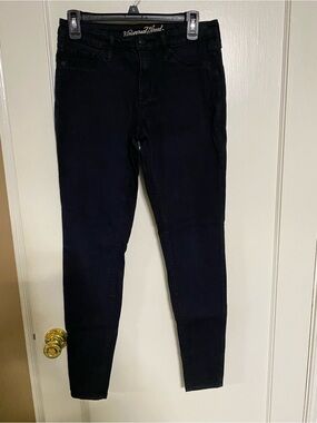 Universal Thread Black Skinny High-Rise Jeans, size 4/27L